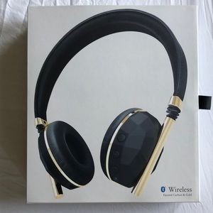 Beautiful Caeden Bluetooth headphones
